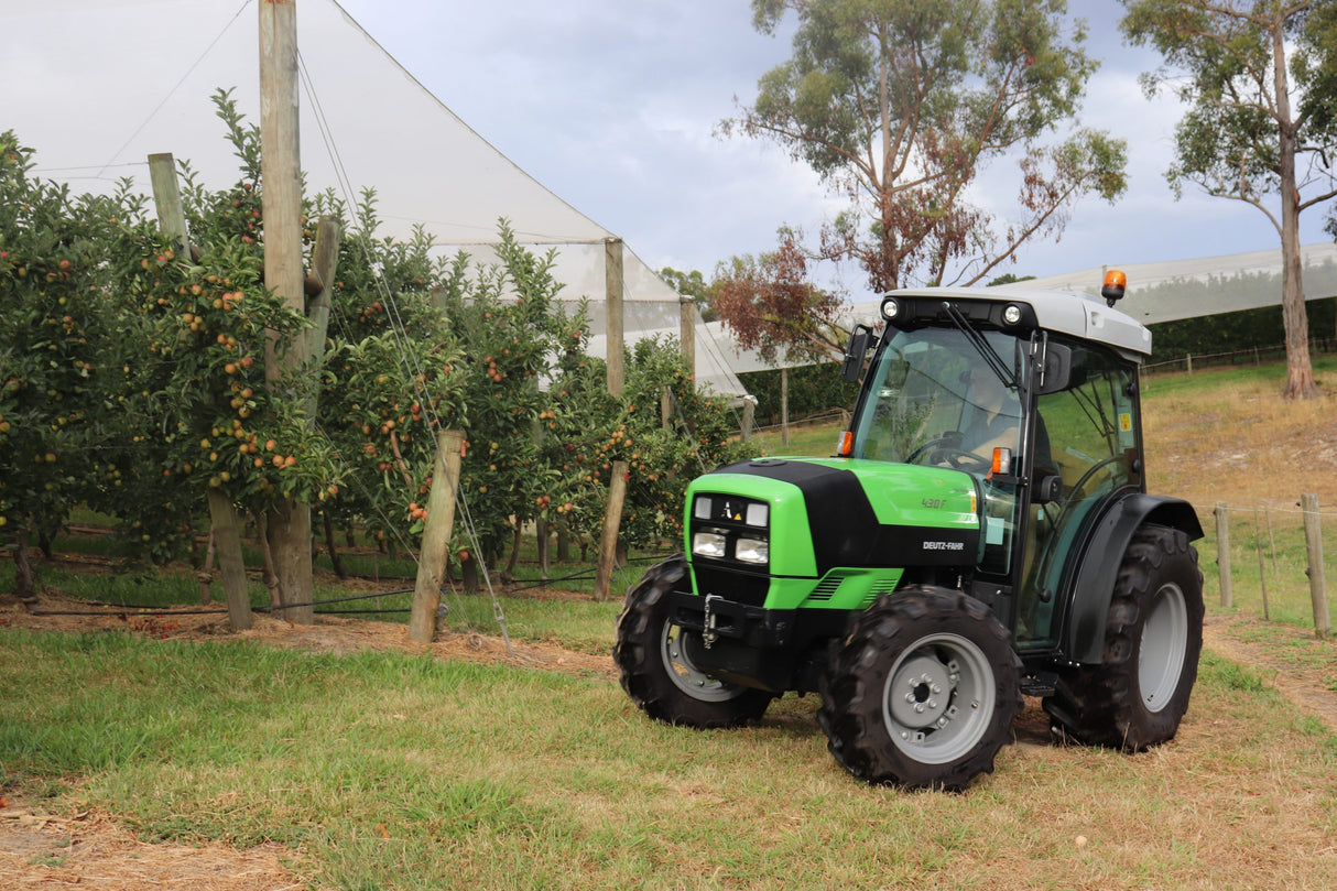 Tractor Frutero Agroplus F420 DT CABINADO