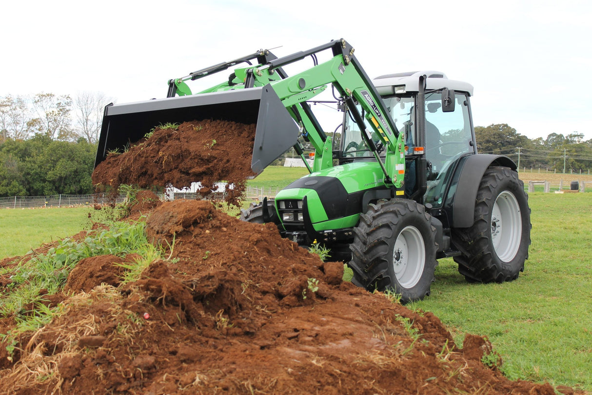Tractor Deutz Fahr Agrofarm 115 G cabina
