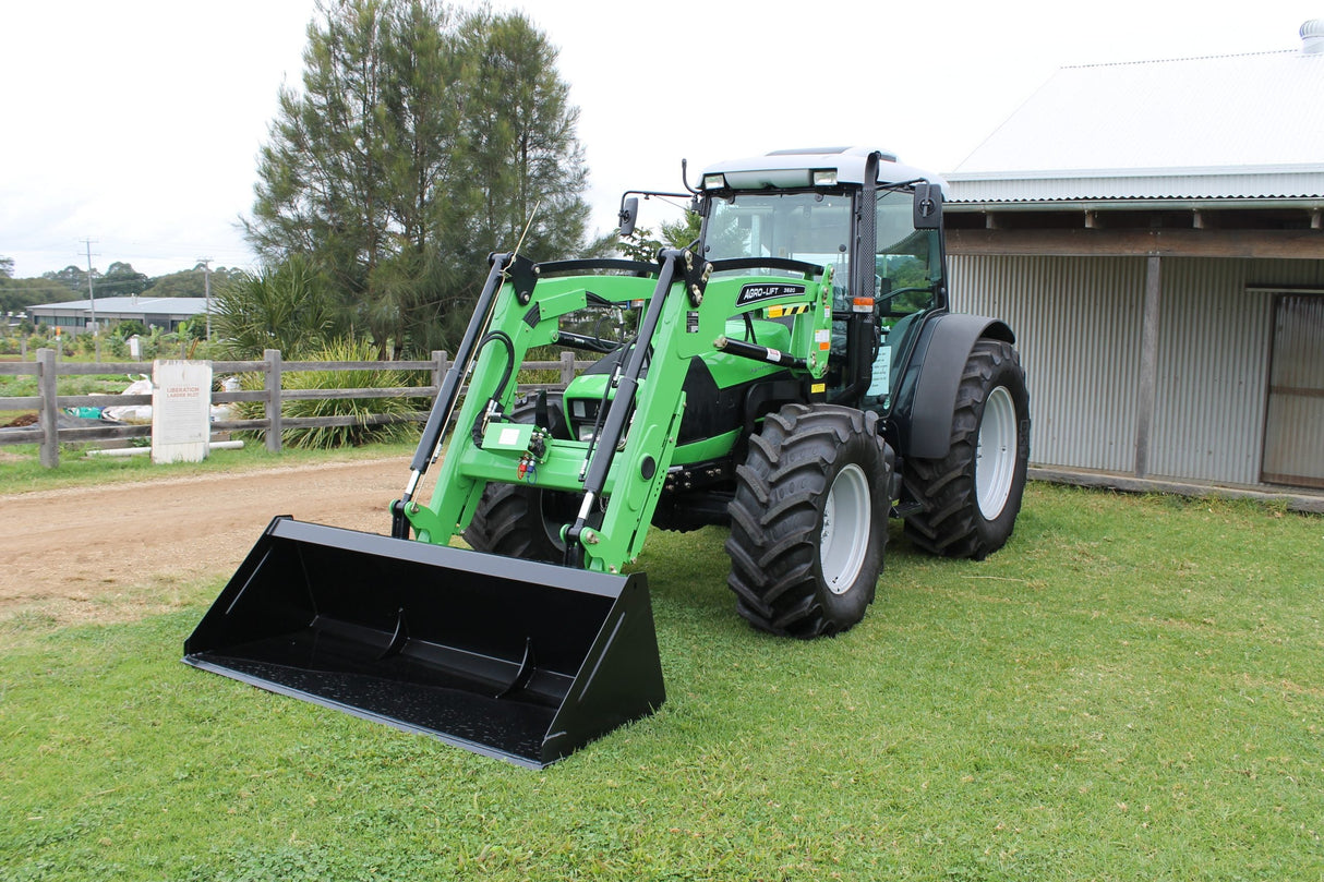 Tractor Deutz Fahr Agrofarm 115 G cabina